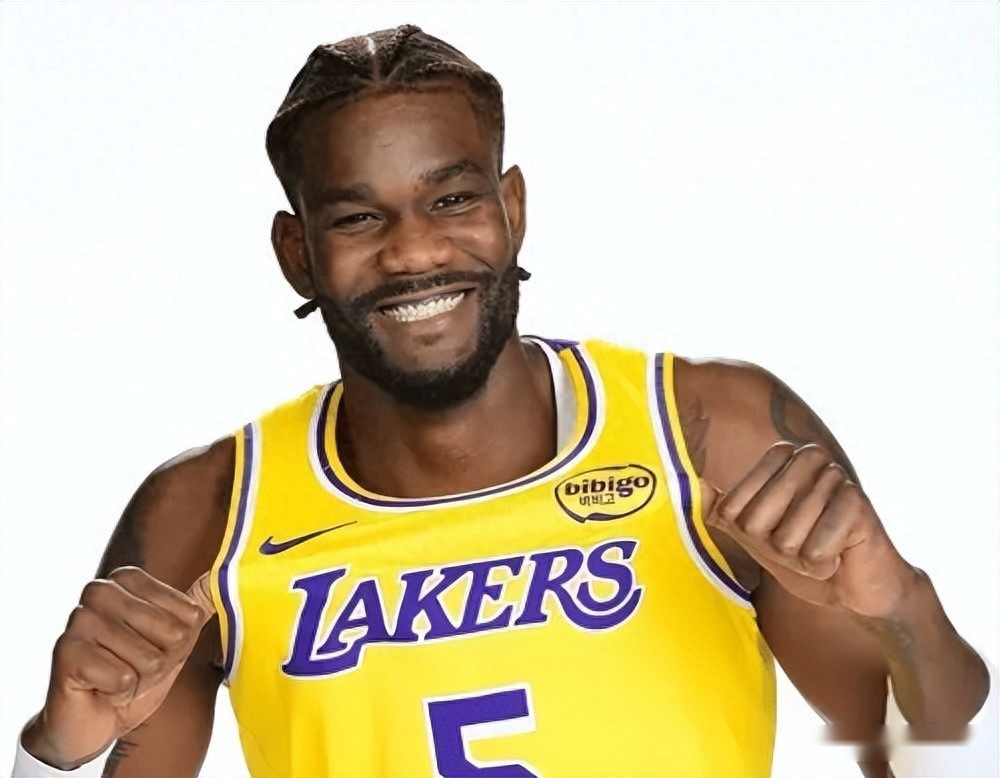 湖人141-116老鹰2喜2忧！艾顿回暖，詹姆斯连爆，东契奇不够成熟