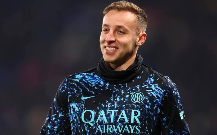 记者：伯恩茅斯已经向国米询问了租借弗拉泰西的可能