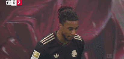 第82分钟，奥利塞开出角球，约纳坦-塔头球破门，拜仁3-1莱比锡