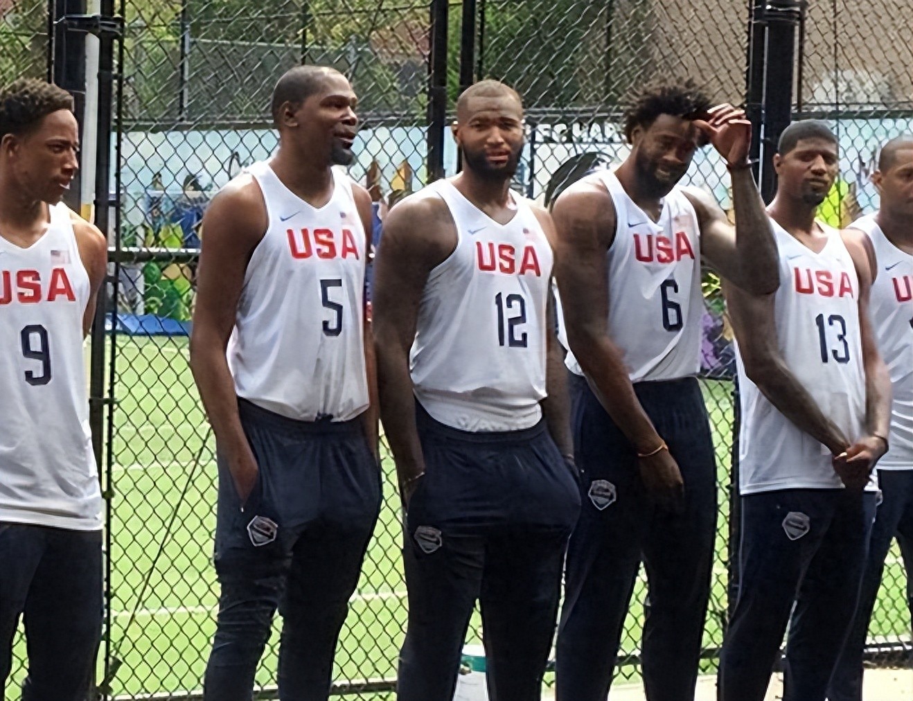 NBA这5大球星身高“水分”太大 利拉德被超模吊打 姚明2米3？